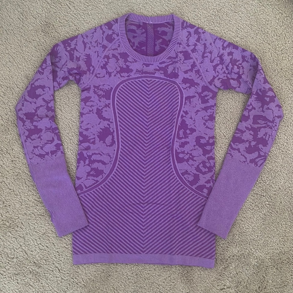 Lululemon swiftly tech long sleeve shirt